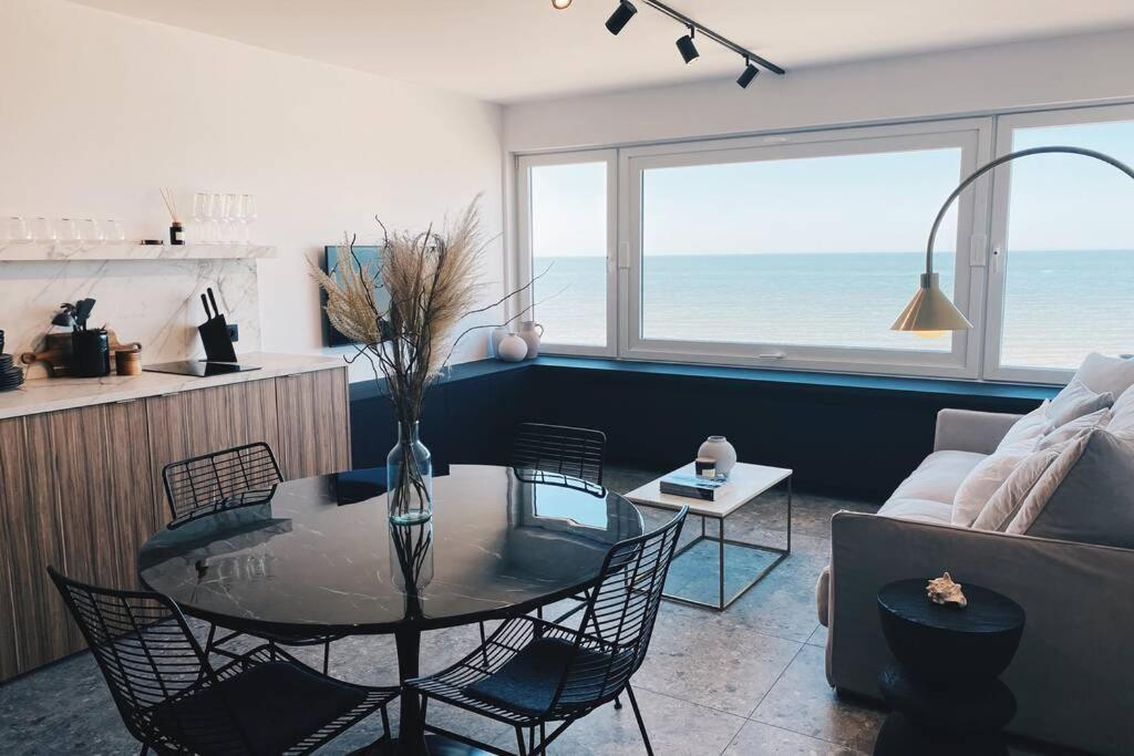 Apartment Wonderful Architect Designed Flat With Sea View *