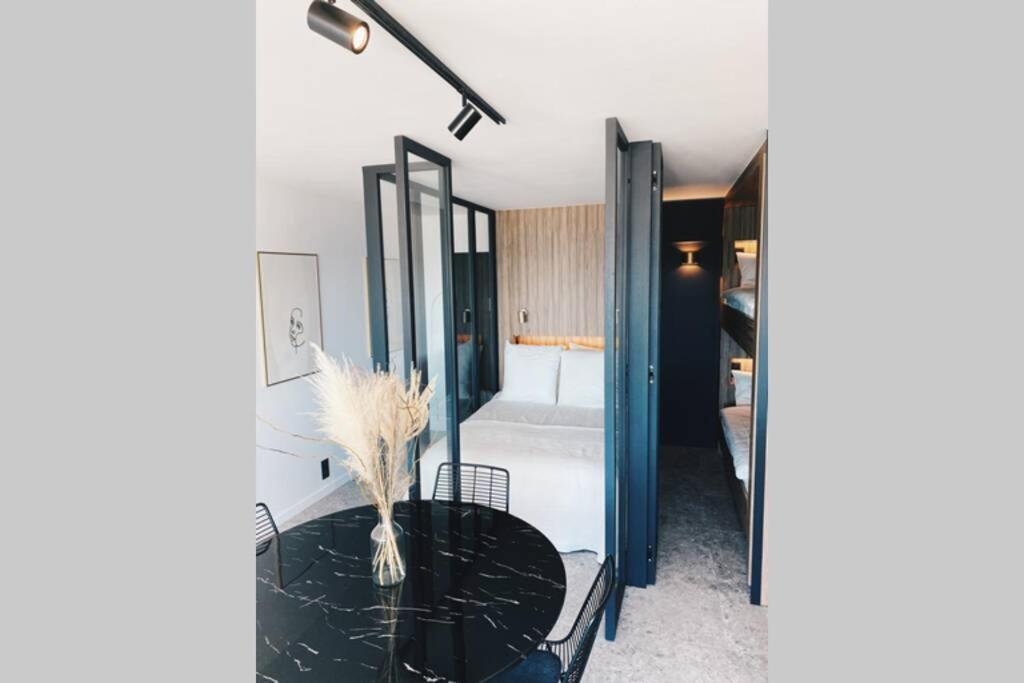 Apartment Wonderful Architect Designed Flat With Sea View